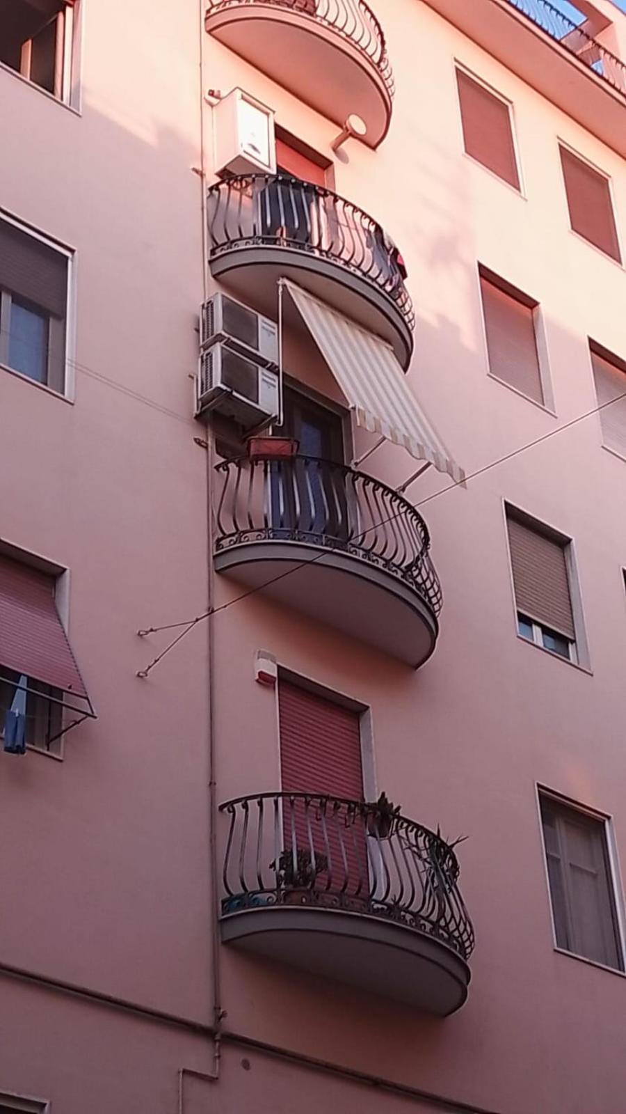 Hotel Carafa Materdei Napoli Esterno foto