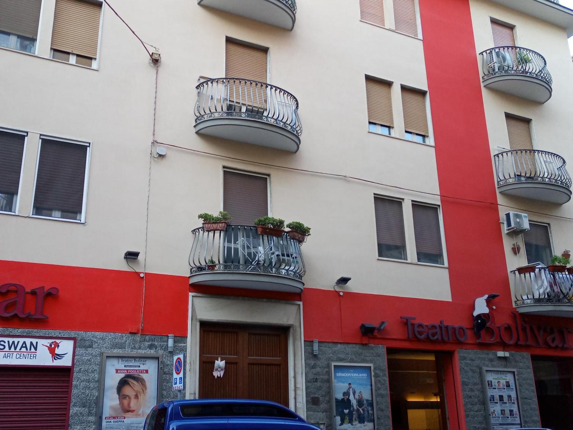 Hotel Carafa Materdei Napoli Esterno foto